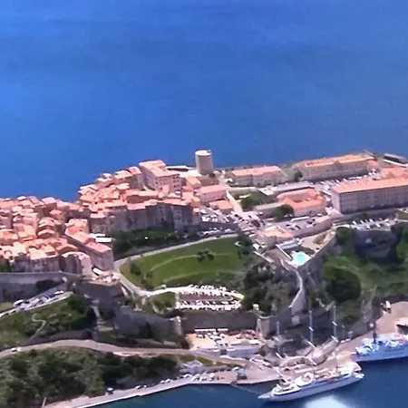 Port Apartment