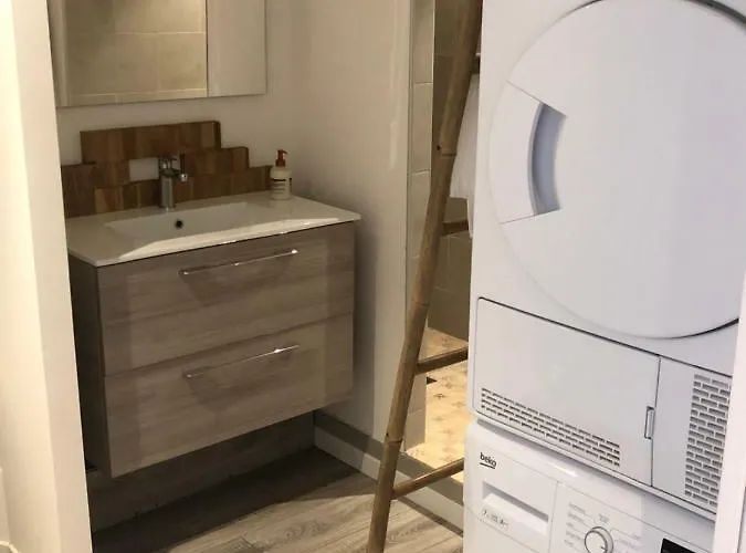 Port ボニファシオ